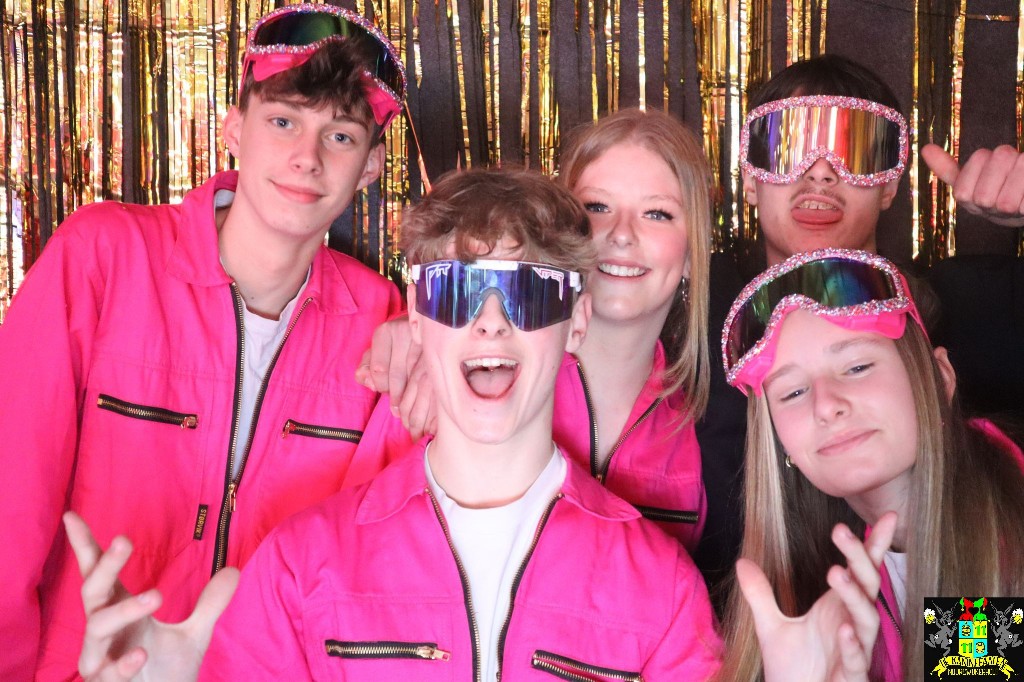 ../Images/Jeugd Opwarmbal Photobooth 147.jpg